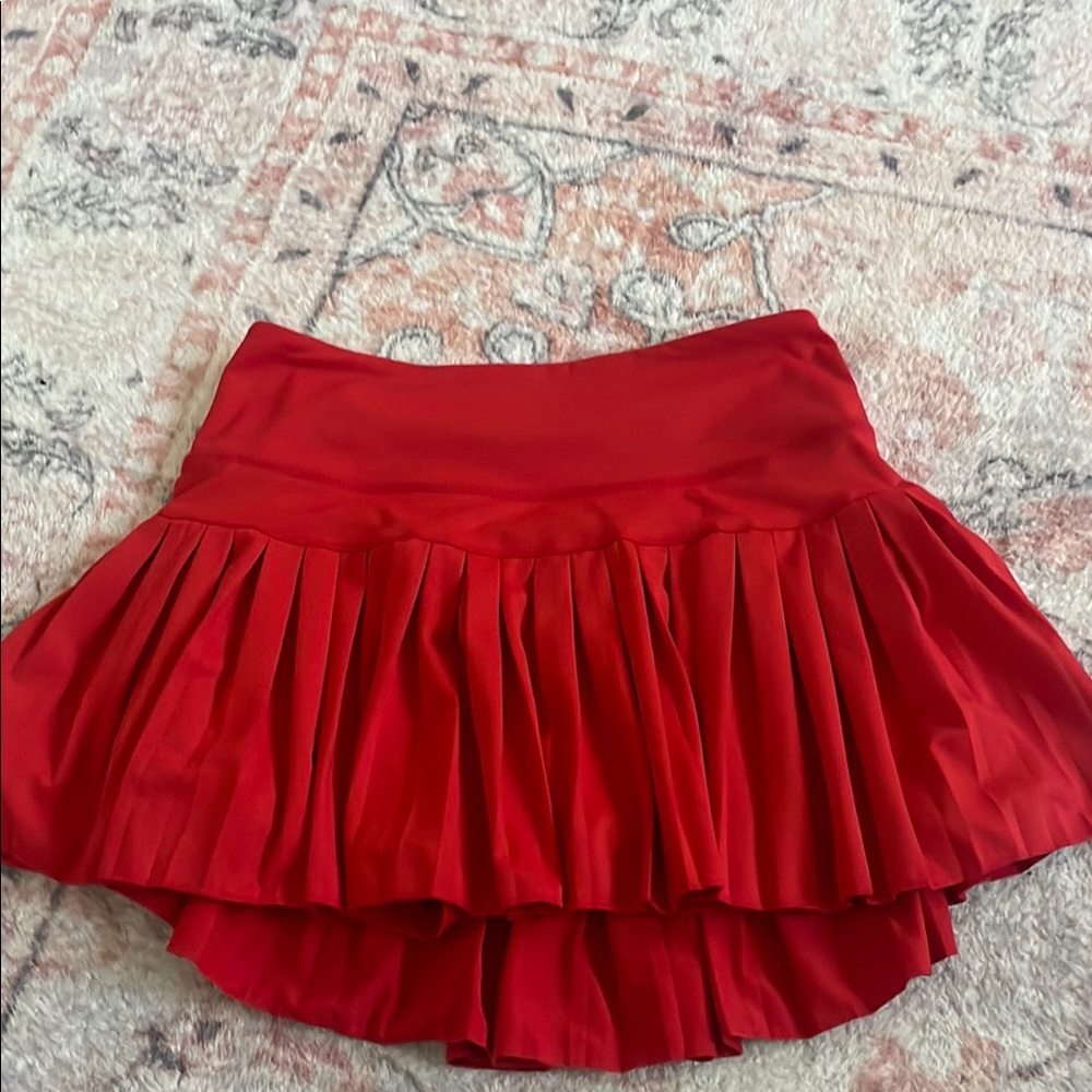 Gold Hinge pleated tennis skirt